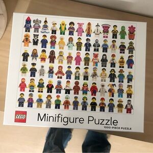 LEGO Minifigure 1000 Piece Jigsaw Puzzle Preowned